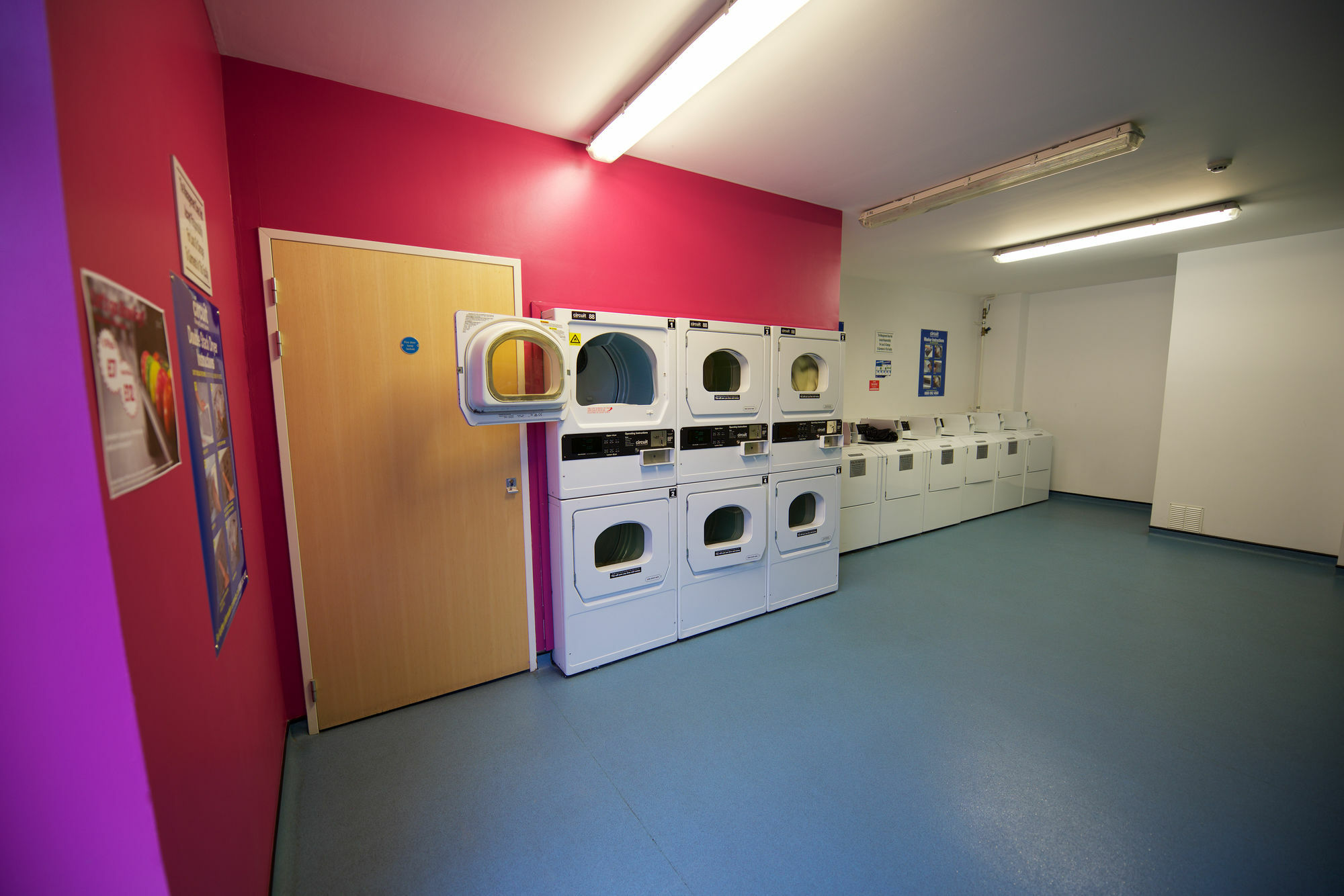 Newport Student Village Buitenkant foto
